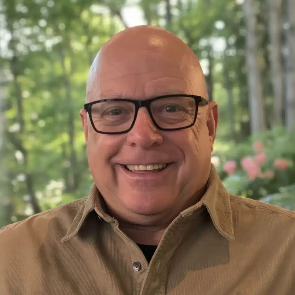 PaulWillis1x1 class="img-responsive